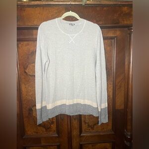 EUC TSE- 100% Cashmere Crewneck Sweater. Size Large